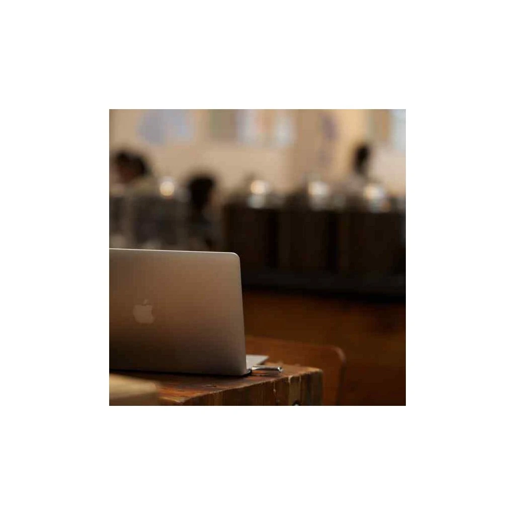 Crave Duet Classic Vibrator Crimson 6 Crave Duet Classic Vibrator Crimson – Bild 6