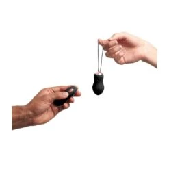 So Divine - Addicted Love Egg With Remote Control 5 So Divine - Addicted Love Egg With Remote Control -Sexspielzeug so divine addicted love egg with remote control3